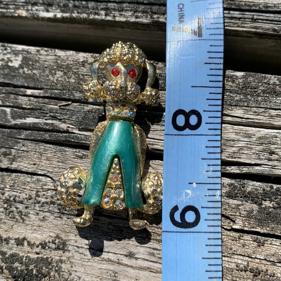 Poodle Brooch - Picture 5 of 5